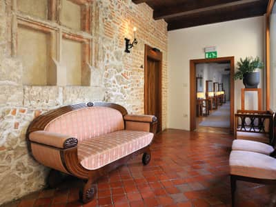 Hotel GRAD OTOČEC